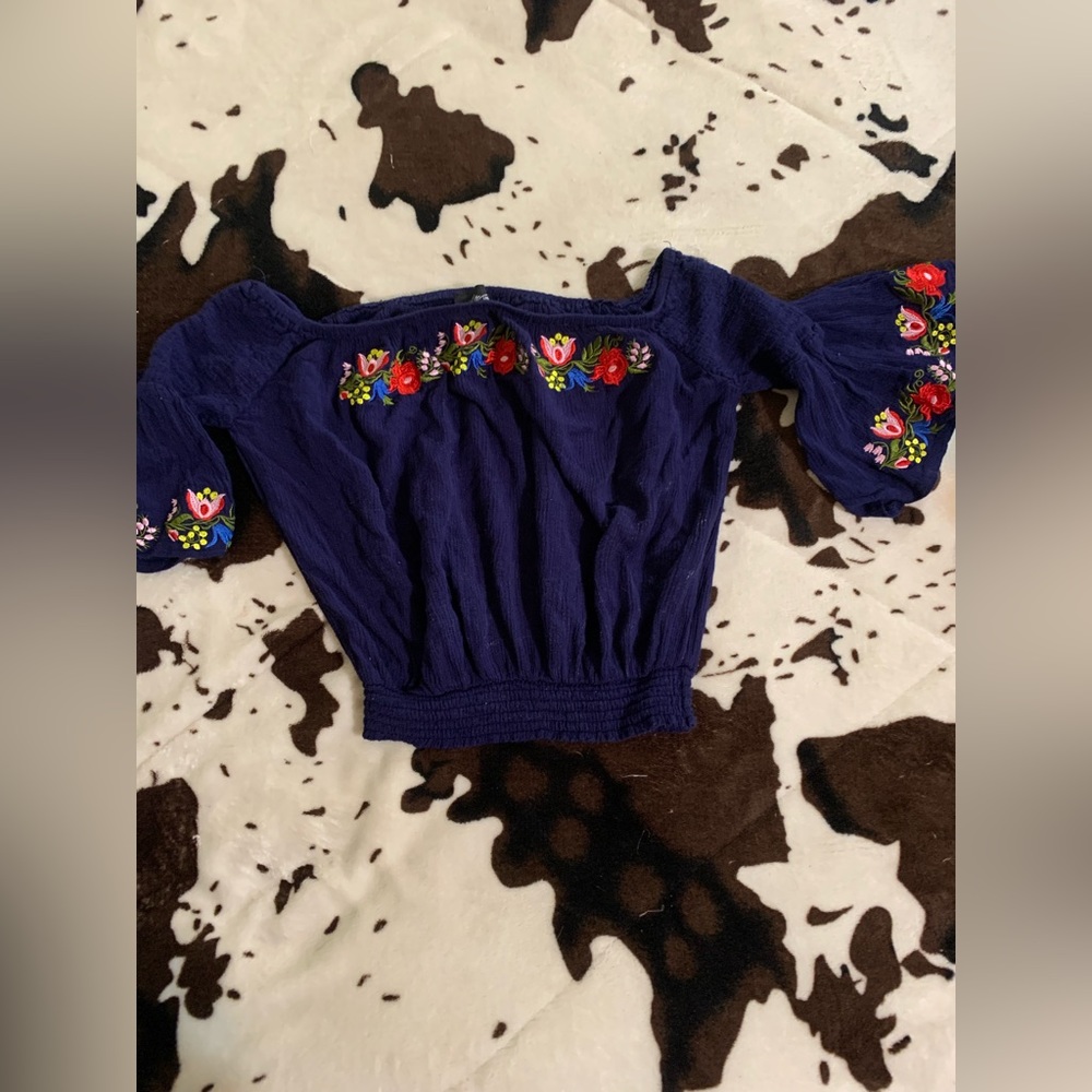 Crop top